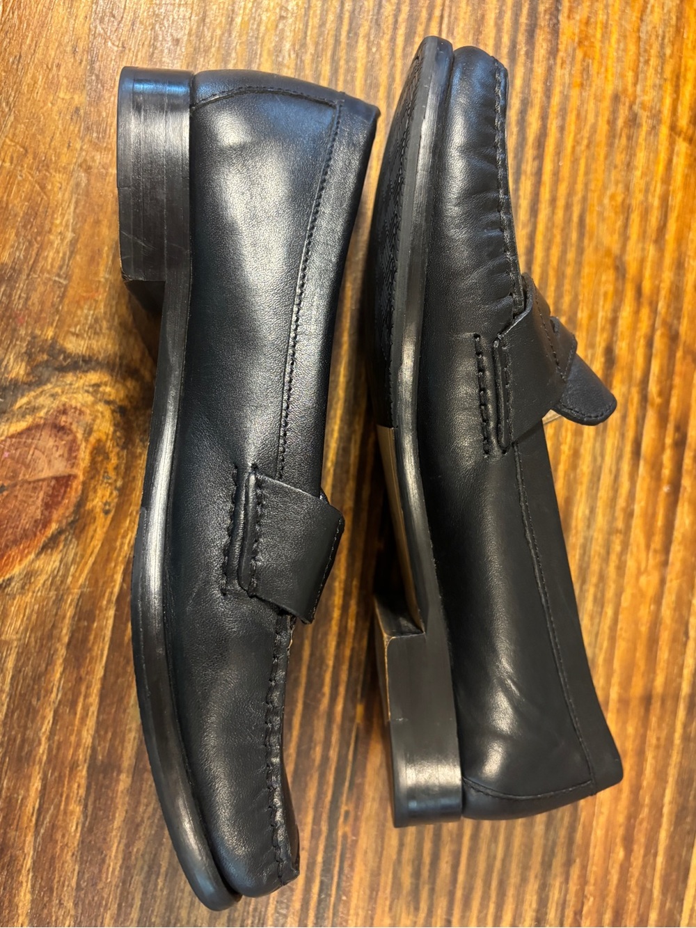 Cole Haan Women’s Black Leather Penny Loafers Size 6.5 B Classic Slip-On Comfort - Picture 4 of 10